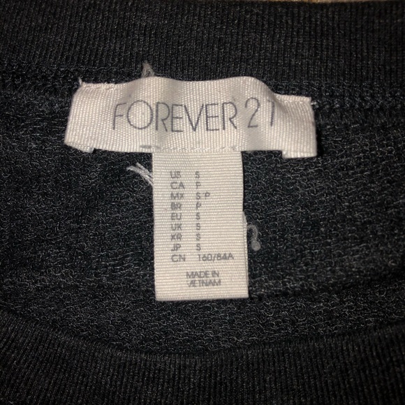 Simple Gray Pullover - Picture 3 of 3